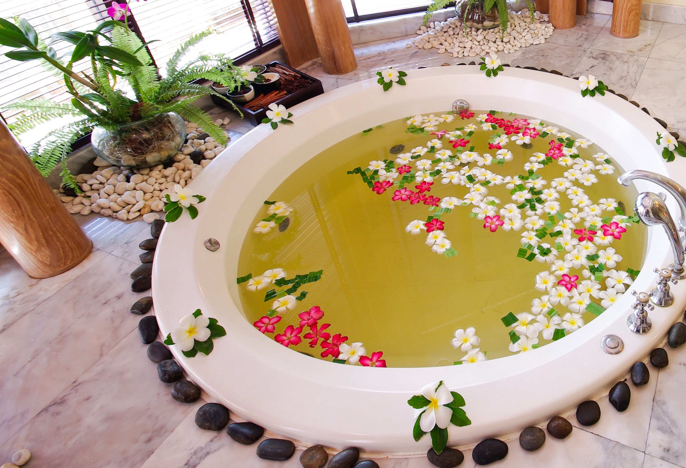 jacuzzi in spa room thailand